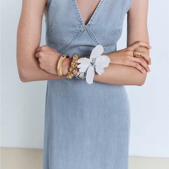 NWT MANGO
Women's Lyocell Midi Dress - Picture 4 of 11